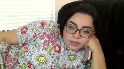 Snapshot of midnightbruja111 chatting on 12-04-25, 08:17 midnightbruja111 online show from 12-04-25, 08:17