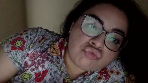 Snapshot of midnightbruja111 chatting on 02-17-26, 02:19 midnightbruja111 online show from 02-17-26, 02:19