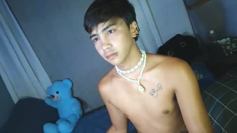 Kitty online show from 11-17-25, 04:46