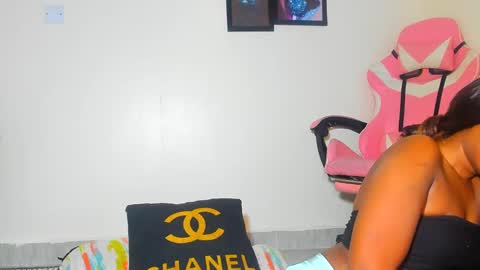 lydia follow me on ig at shortgirl 406 online show from 02-18-25, 06:04