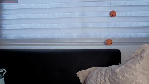 midori__san online show from 12-02-25, 07:20