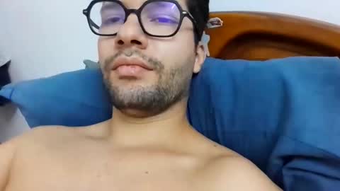 Snapshot of midoumas1 chatting on 11-22-25, 03:22 Sam online show from 11-22-25, 03:22