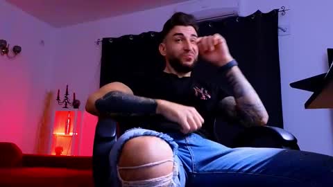 MightyAaron online show from 11-06-25, 03:40