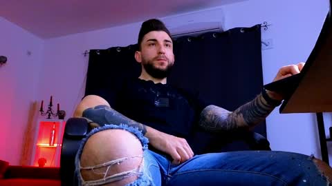 MightyAaron online show from 03-26-26, 03:34