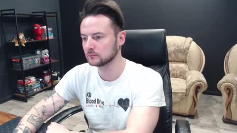 Misha Winchester online show from 03-07-26, 06:32