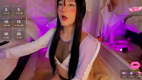 Snapshot of miia__baker chatting on 10-17-25, 12:30 online show from 10-17-25, 12:30