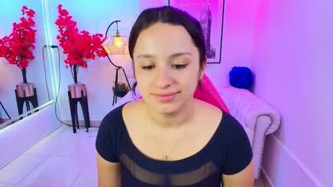 Snapshot of miia_bela chatting on 11-15-25, 07:49 Miia online show from 11-15-25, 07:49