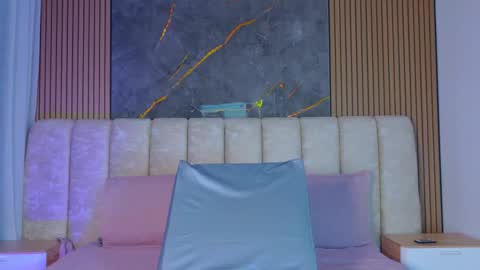 miia scoott  online show from 02-15-26, 11:52