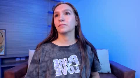 Miia 3 online show from 02-18-25, 12:06