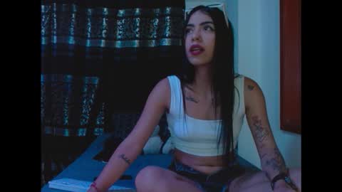 Snapshot of miia_tomas chatting on 09-17-25, 05:42 miia_tomas online show from 09-17-25, 05:42