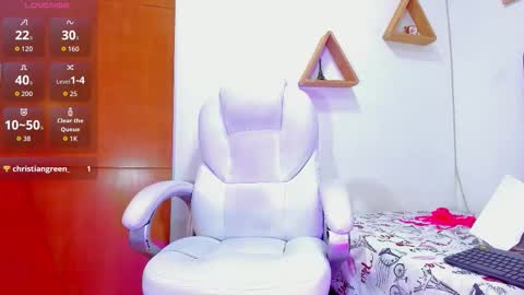 mia sofia online show from 10-18-25, 06:30