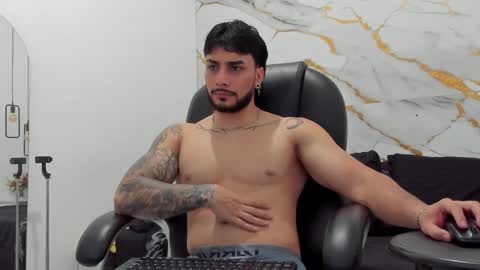 Daniel online show from 11-17-25, 01:39