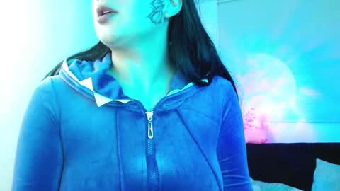 Mila  online show from 01-16-25, 02:19