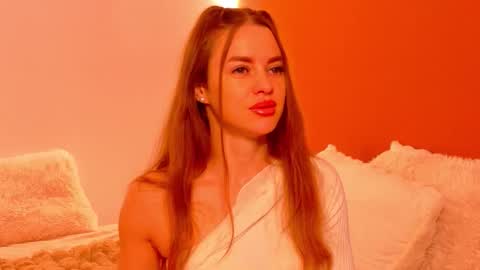 Snapshot of miirra_ chatting on 12-02-25, 05:46 Amira online show from 12-02-25, 05:46