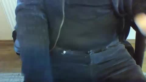 Snapshot of mik116 chatting on 02-27-25, 11:52 mik online show from 02-27-25, 11:52