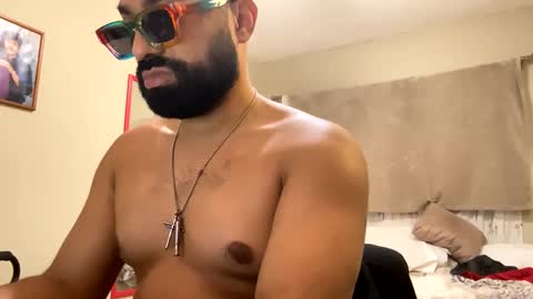 Snapshot of mik138 chatting on 09-10-25, 11:05 mik138 online show from 09-10-25, 11:05