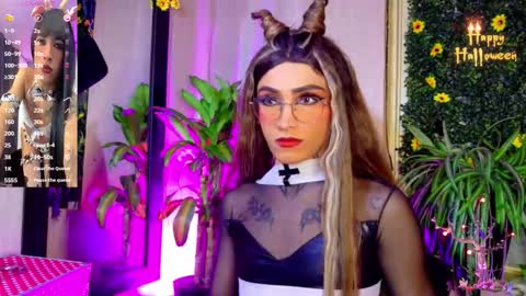 mikaelarangel online show from 10-10-25, 03:05