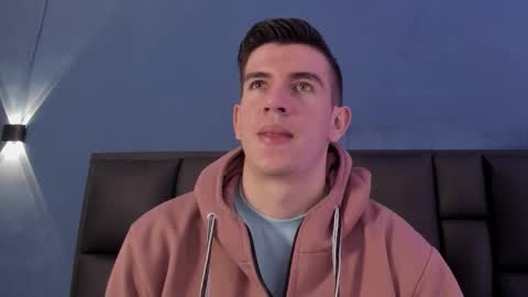 mikael online show from 11-23-25, 04:23