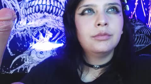 Mika online show from 10-09-25, 05:27