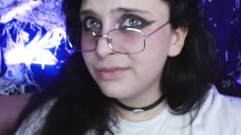 Mika online show from 10-16-25, 10:11