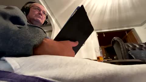 Snapshot of mike26051 chatting on 12-02-24, 09:39 mike26051 online show from 12-02-24, 09:39