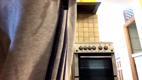 Snapshot of mike26051 chatting on 10-17-25, 12:52 mike26051 online show from 10-17-25, 12:52