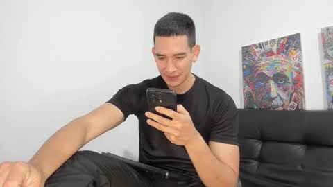 mike3xxx online show from 10-08-25, 01:47