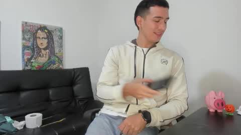 mike3xxx online show from 11-11-25, 02:22