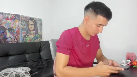 mike3xxx online show from 12-05-25, 01:58