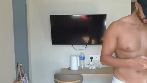 Snapshot of mike4fun99 chatting on 12-22-25, 02:30 mike online show from 12-22-25, 02:30