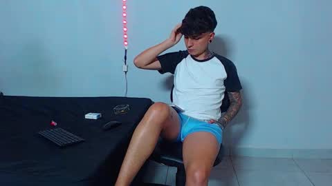 Mike IMDEPENDIENT MODEL online show from 10-11-25, 02:22