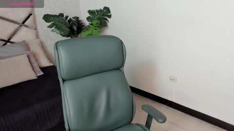 Mike Belle online show from 10-26-25, 10:25