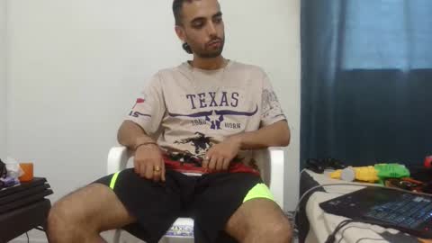 Snapshot of mike_leonrey22 chatting on 12-04-25, 08:50 mike_leonrey22 online show from 12-04-25, 08:50