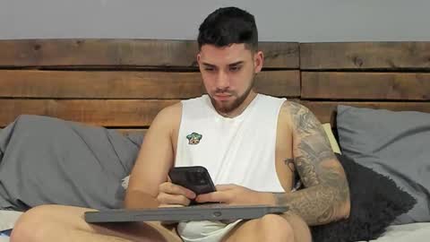 Mike Montoya online show from 02-05-26, 01:43