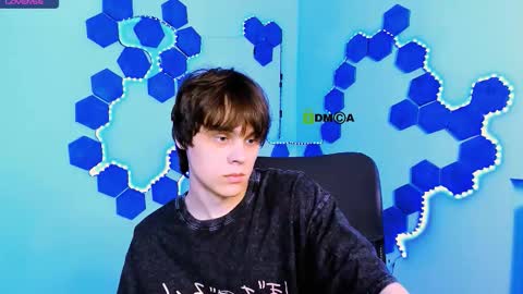 Your Mike  online show from 12-04-25, 09:40