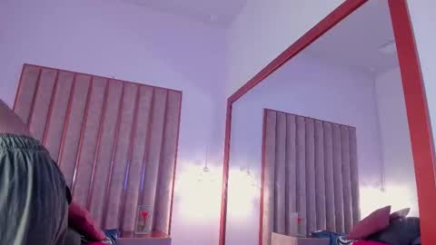 Snapshot of mike_thomsonn chatting on 02-03-26, 02:53 Mike Thomsonn online show from 02-03-26, 02:53