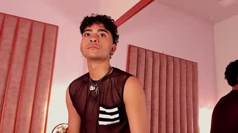 Snapshot of mike_thomsonn chatting on 03-01-26, 04:31 Mike Thomsonn online show from 03-01-26, 04:31