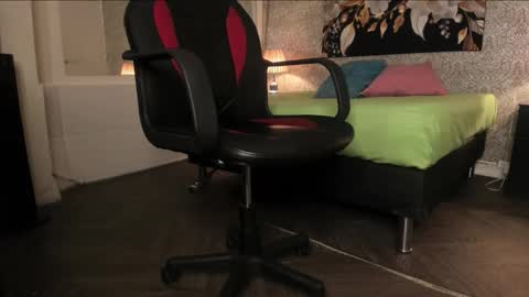 Mike online show from 10-01-25, 03:34