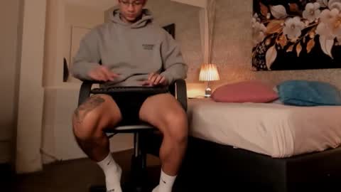 Mike online show from 10-15-25, 05:07