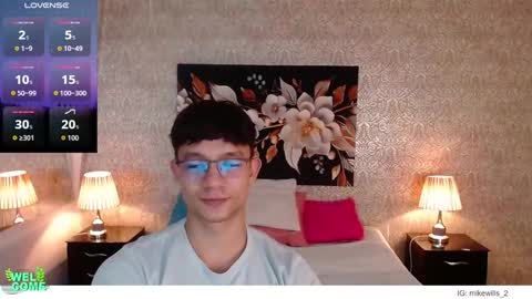 Mike online show from 11-11-25, 12:38