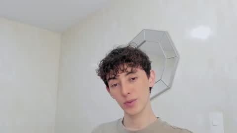 Mikebelf4 online show from 12-20-25, 04:52