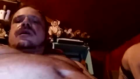 Snapshot of mikeblair5081 chatting on 11-28-25, 08:28 mikeblair5081 online show from 11-28-25, 08:28