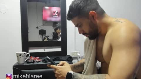 mikeblaree online show from 10-30-25, 05:57