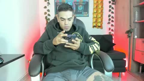 mikee_scooth online show from 12-28-24, 10:25