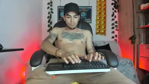 mikee_scooth online show from 01-12-25, 10:12