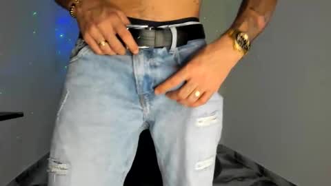 Snapshot of mikee_scooth chatting on 02-19-26, 06:26 mikee_scooth online show from 02-19-26, 06:26