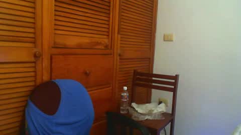 Snapshot of mikefvck_ chatting on 01-16-25, 03:13 Mike online show from 01-16-25, 03:13