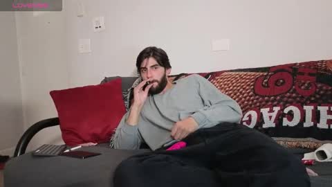 mikehawk1589 online show from 12-15-25, 04:06