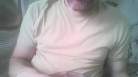 Snapshot of mikehockishuge9 chatting on 11-02-25, 01:13 mikehockishuge9 online show from 11-02-25, 01:13