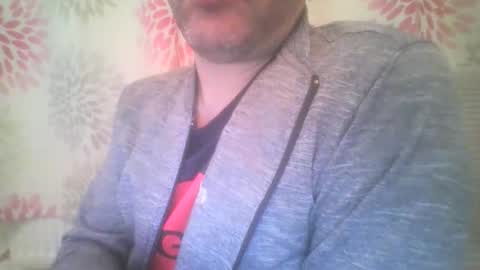 mikehockishuge9 online show from 12-15-25, 12:26